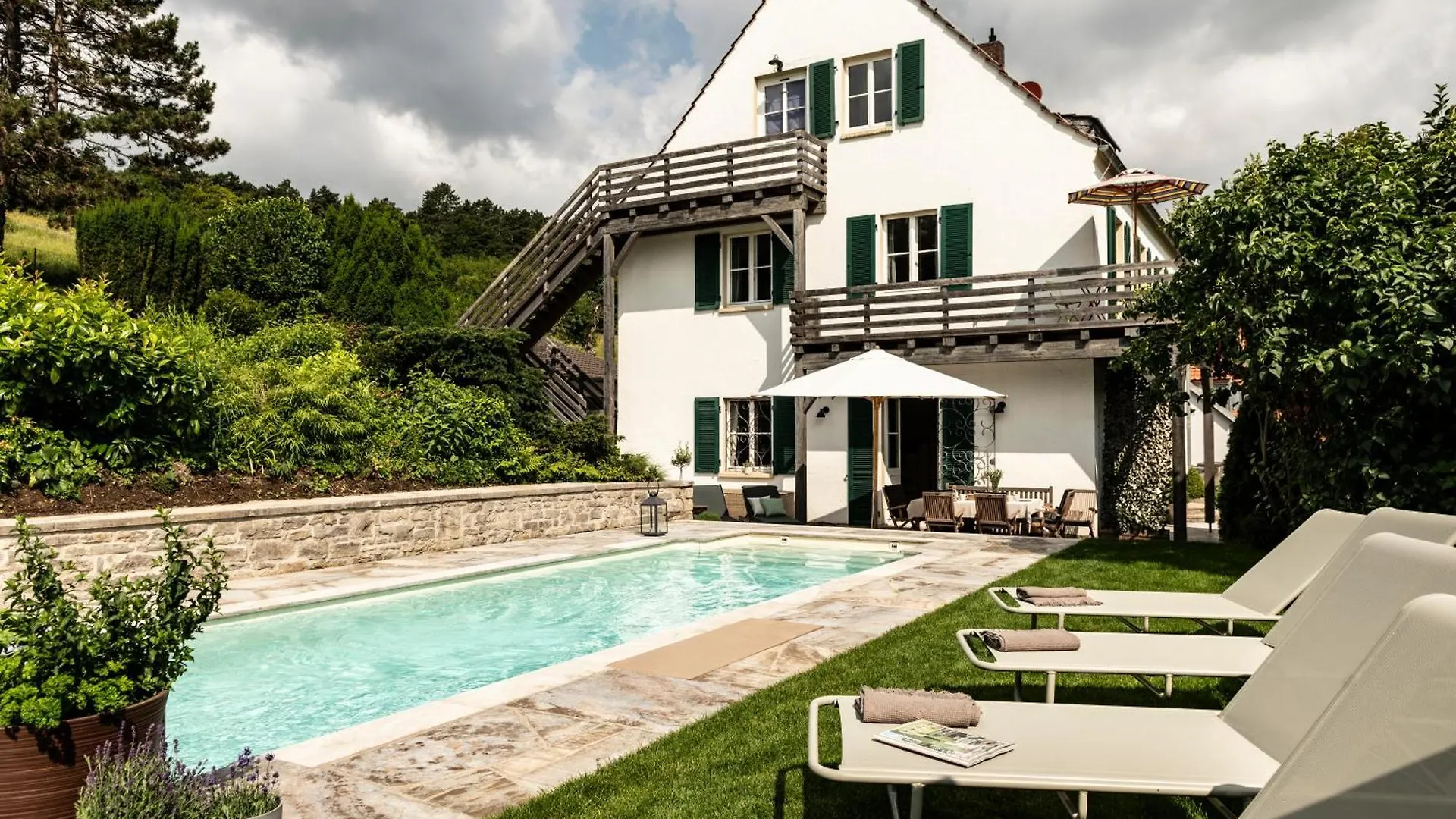 Exklusives Ferienhaus In Top Lage Mit Pool, Sauna, Terrasse - Der Johannishof Wurzburg